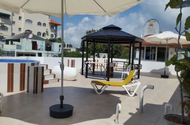 Hotel La Casona Dorada terrace with jacuzzi